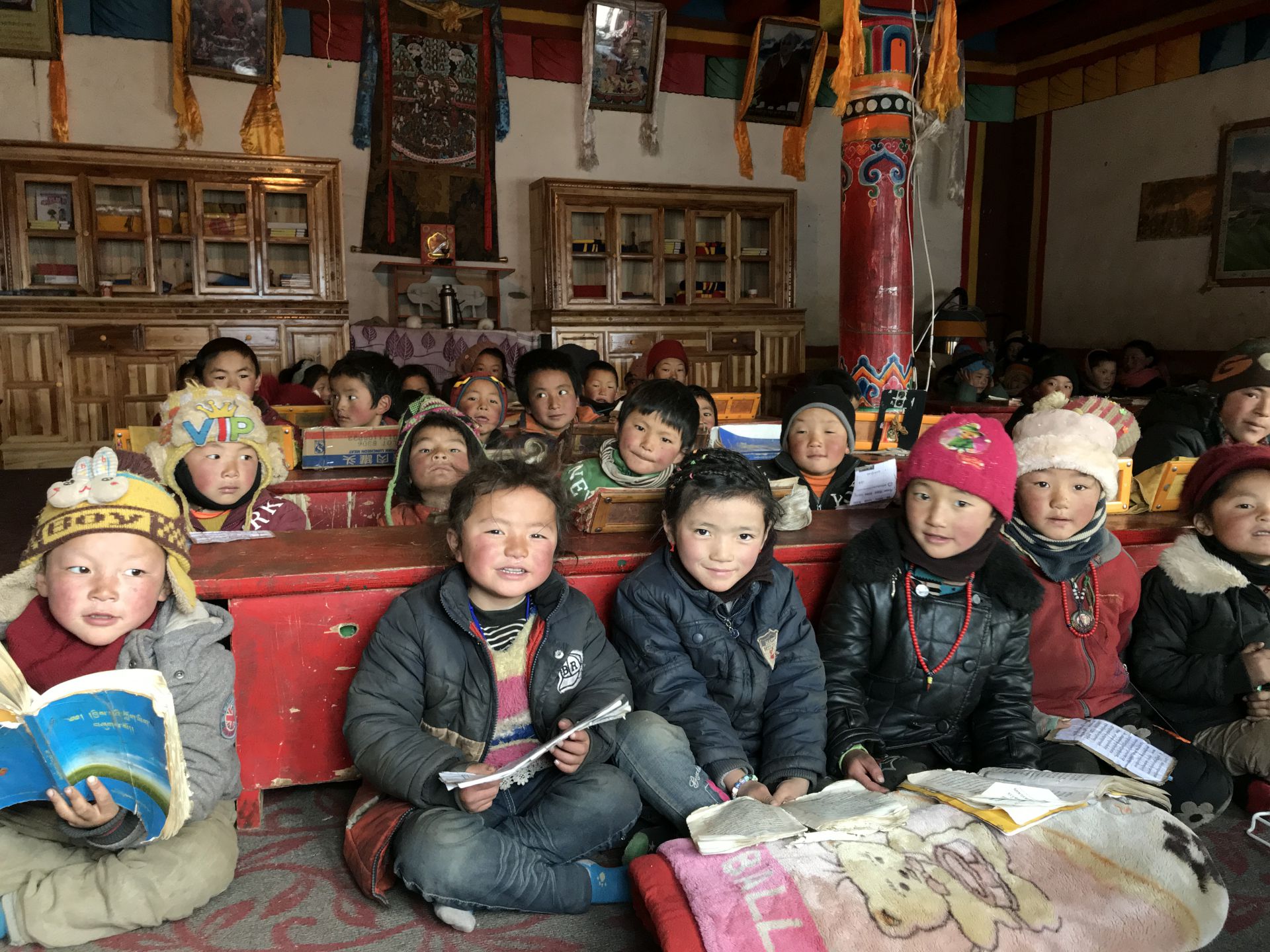 乐竞体育平台官方网站-乐竞体育(中国)公益回顾丨家国同欢月同圆 温暖满载甘孜州(图11)